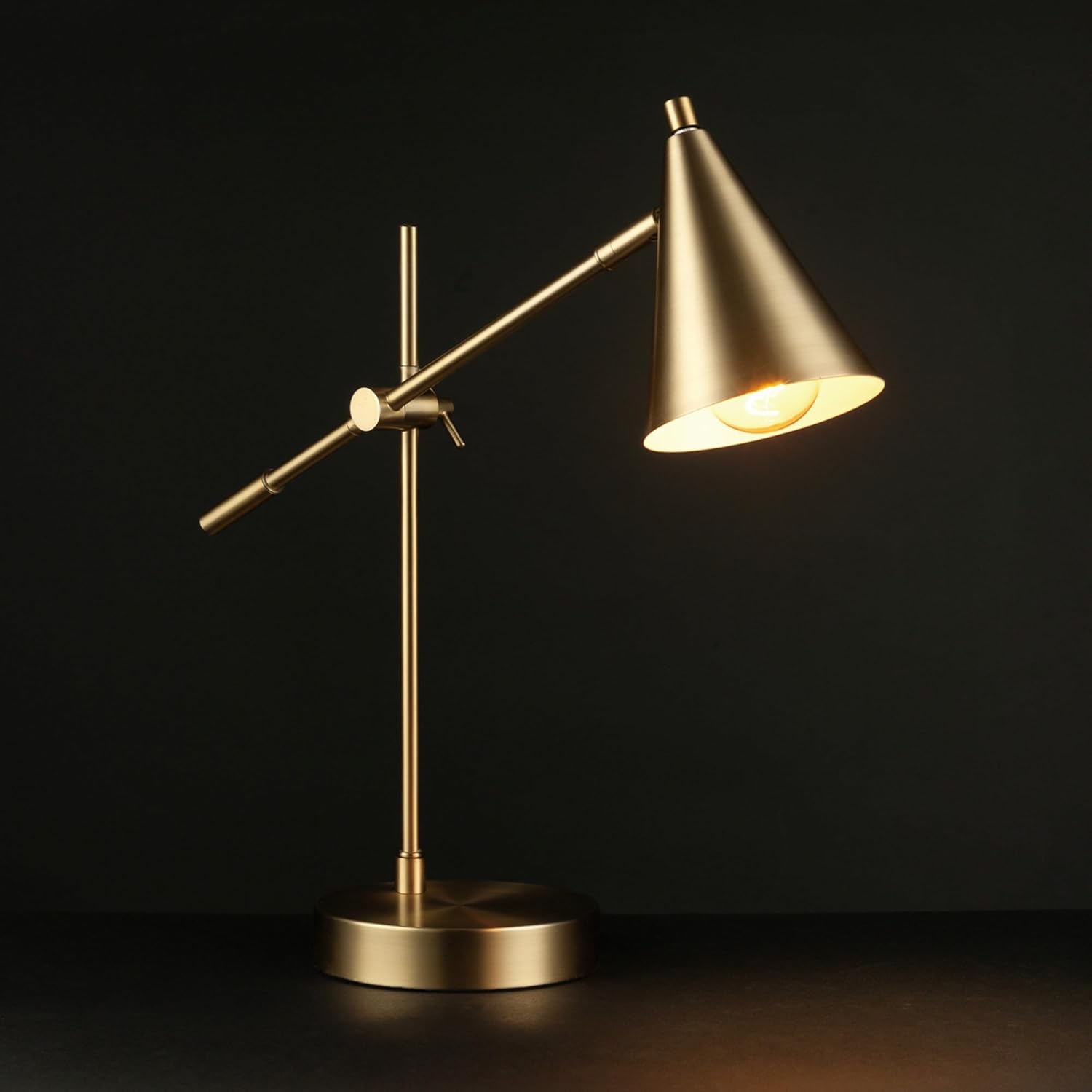 GLOBE Electric x Novogratz 52887 18" Desk Lamp, Matte Brass Finish, Adjustable Height, Balance Arm, Rotary Switch on Shade, Modern Lighting for Bedroom or Office, E26 Base 50W Bulb - Image 3